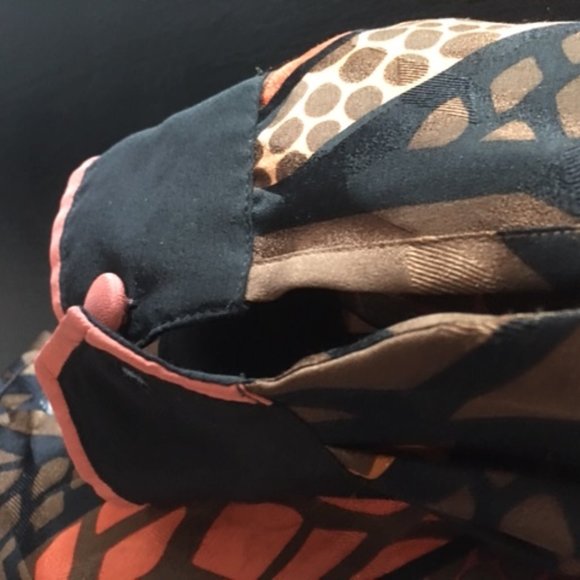 Bob Mackie Wearable Art Top Size Large - Picture 2 of 4